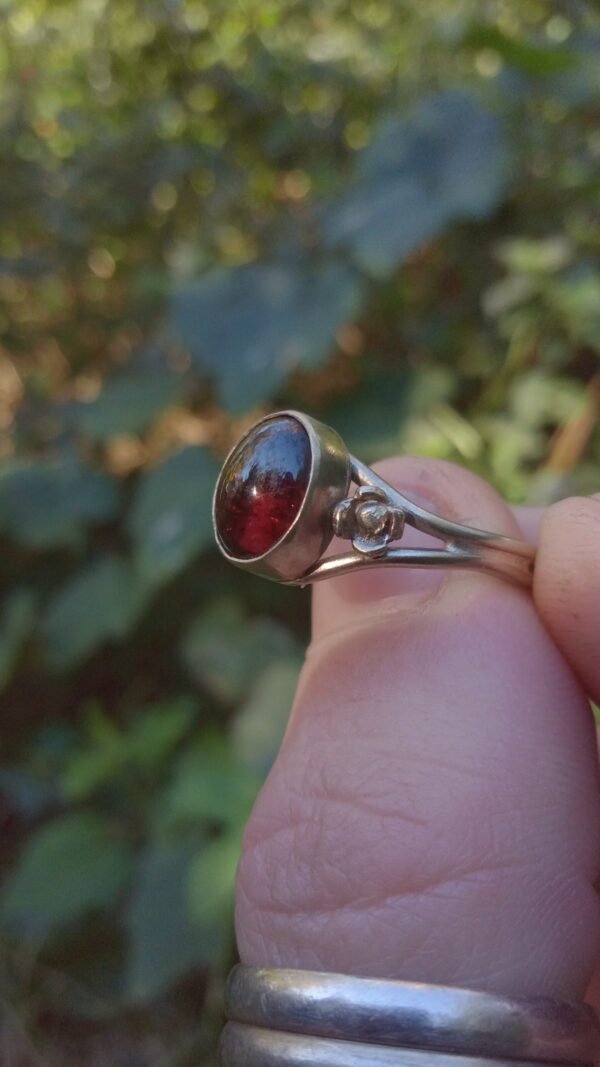 Anillo Granate