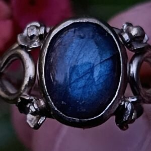 Anillo labradorita
